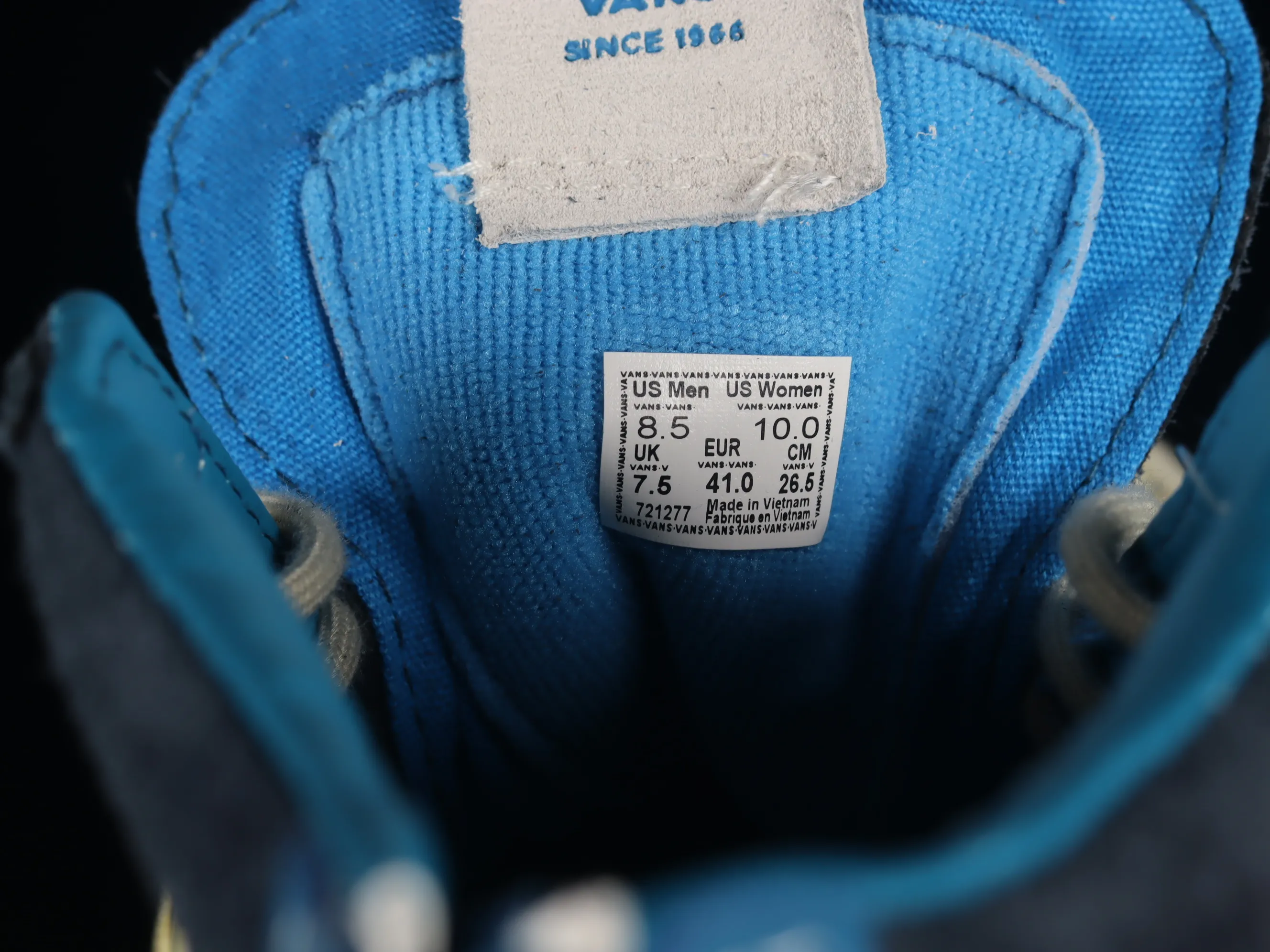 All categories Vans Vans series Vans Hi Vans high-top Vans Sk8-Hi x Liberaiders Qianzhihe joint high-top casual sneakers VN0A5KRCBZZ